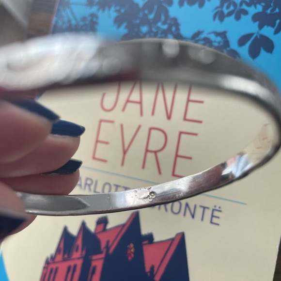 Sterling silver Mexico flower motif bangle - Picture 2 of 5